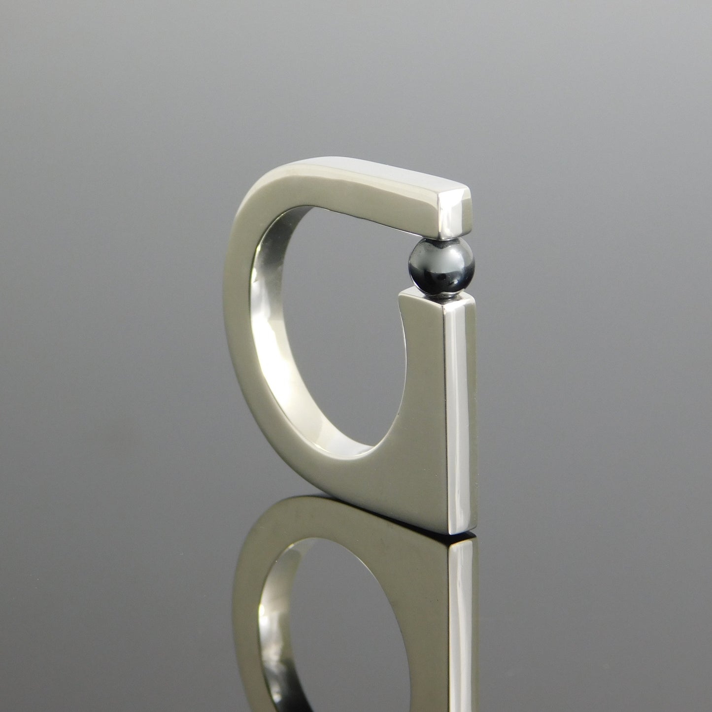 Hematite Ring, Minimalist Bar Ring, Silver AG 950, Elisa Kuno Design