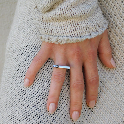 Hematite Ring, Minimalist Bar Ring, Silver AG 950, Elisa Kuno Design