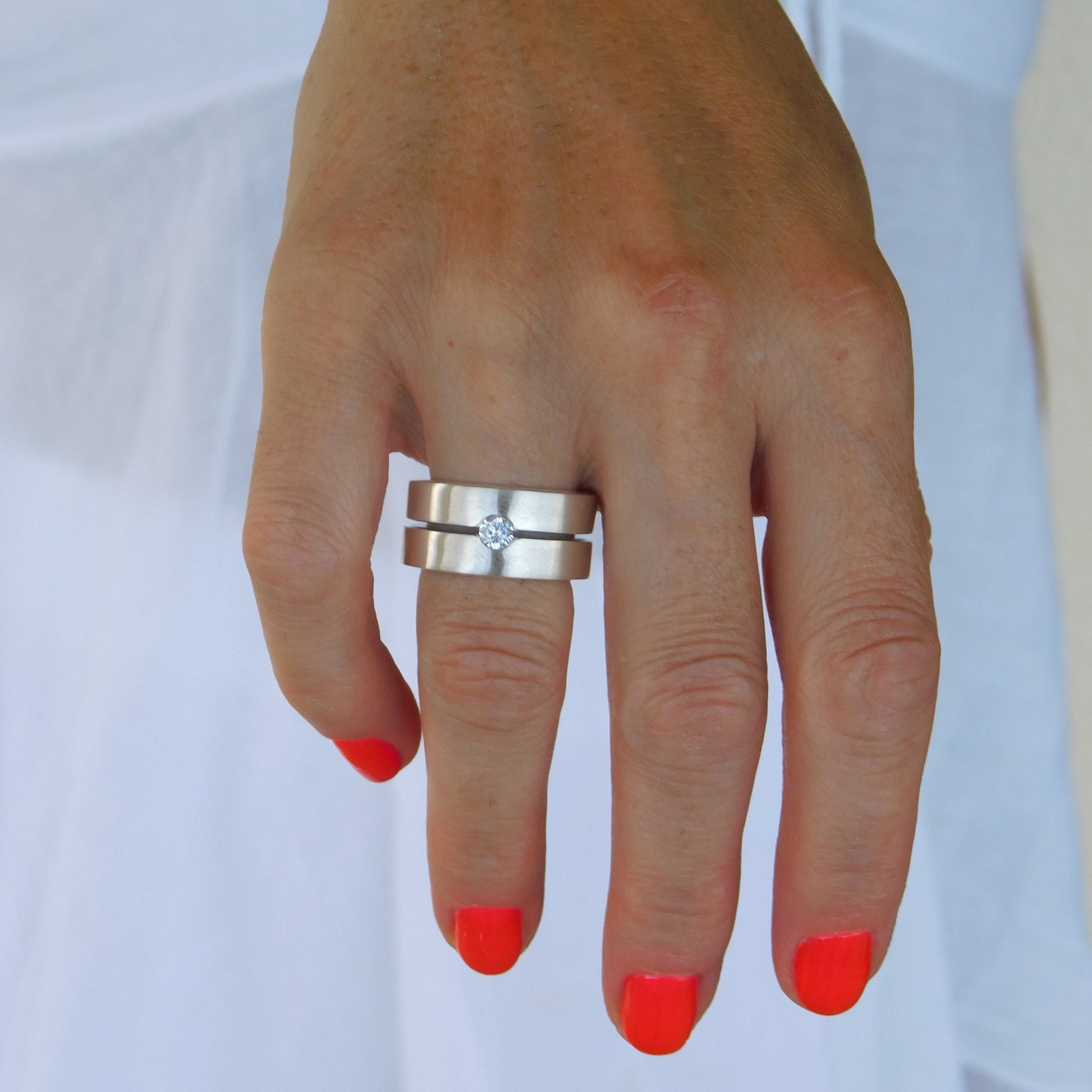 Plain Band Ring: Wedding Band Moissanite Ring, Silver AG 950