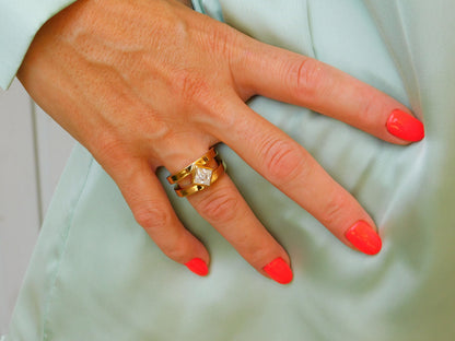 Engagement Ring: Princess Cut Gemstone