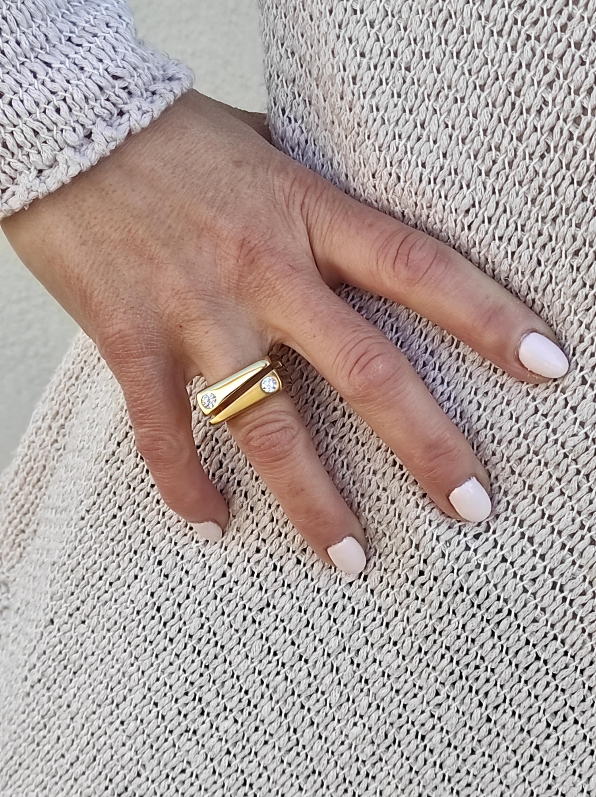 Yin Yang Ring: Cubic Zirconia Statement Ring