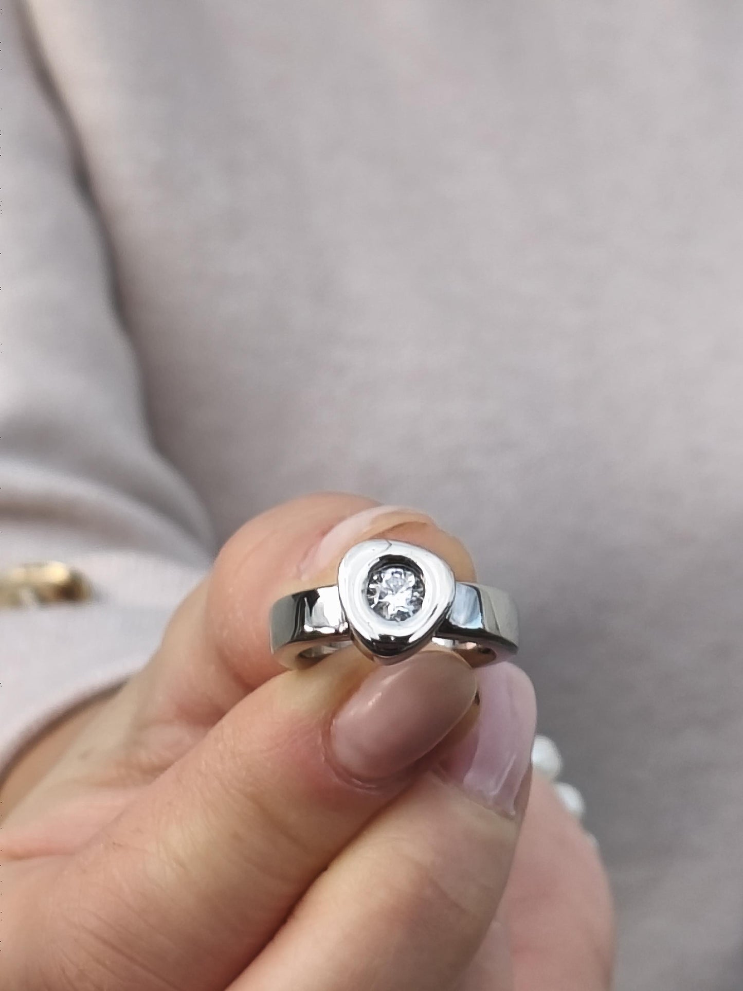 Moissanite Engagement Ring: Palladium coated AG950 Sterling Silver Solitaire