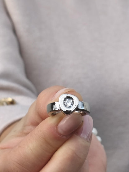 Moissanite Engagement Ring: Palladium coated AG950 Sterling Silver Solitaire
