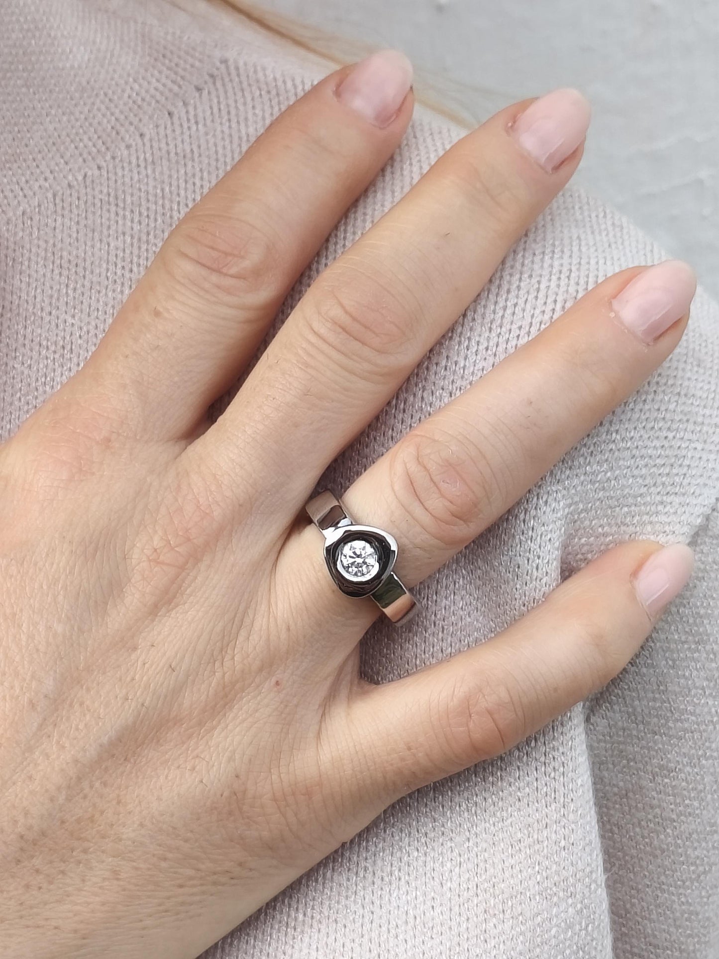 Moissanite Engagement Ring: Palladium coated AG950 Sterling Silver Solitaire