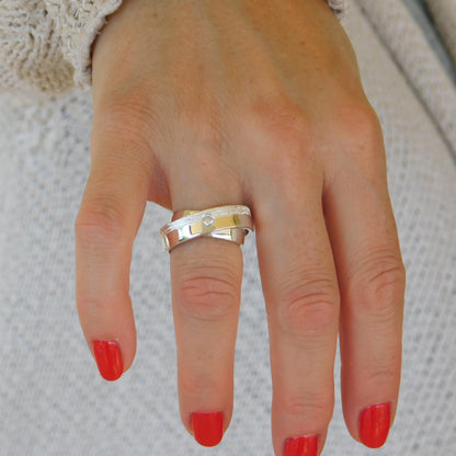 Wedding Band Ring Silver : Textured Detail, Double Band Silver AG 950