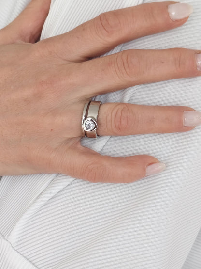 Moissanite Engagement Ring Set: Palladium coated AG950 Silver Wedding Band