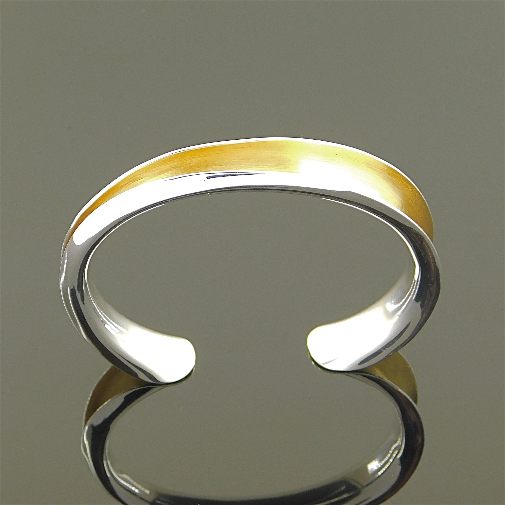 Minimalist Two-Tone Cuff Bracelet – Brushed Gold & Polished Silver Open Bangle