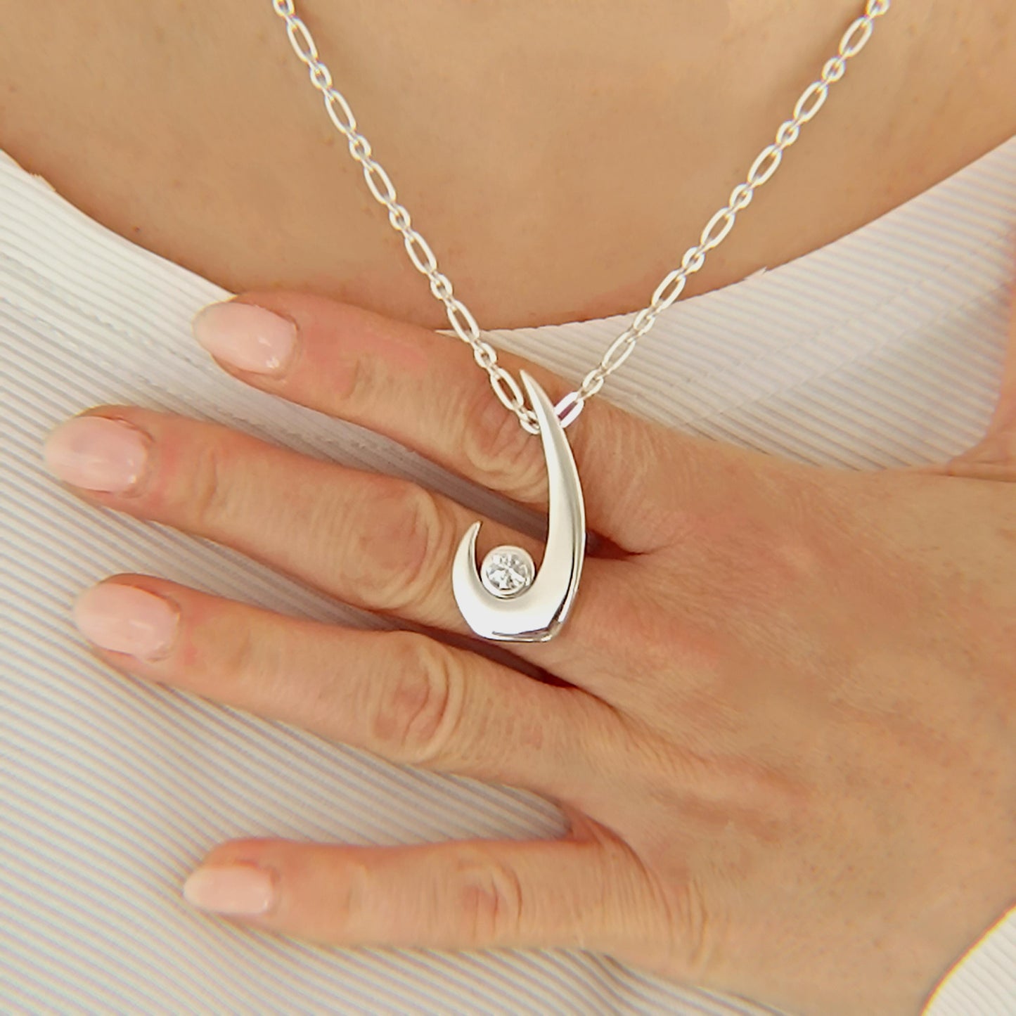 Silver neclace with moissanite and Sterling Silver 925 chain