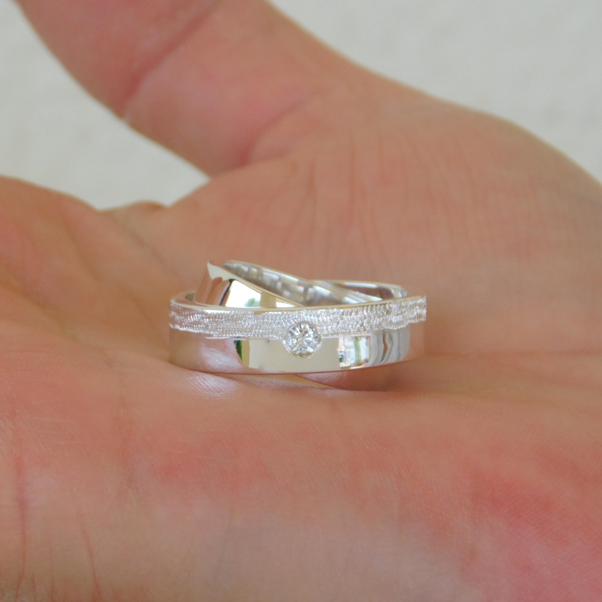 Wedding Band Ring Silver : Textured Detail, Double Band Silver AG 950