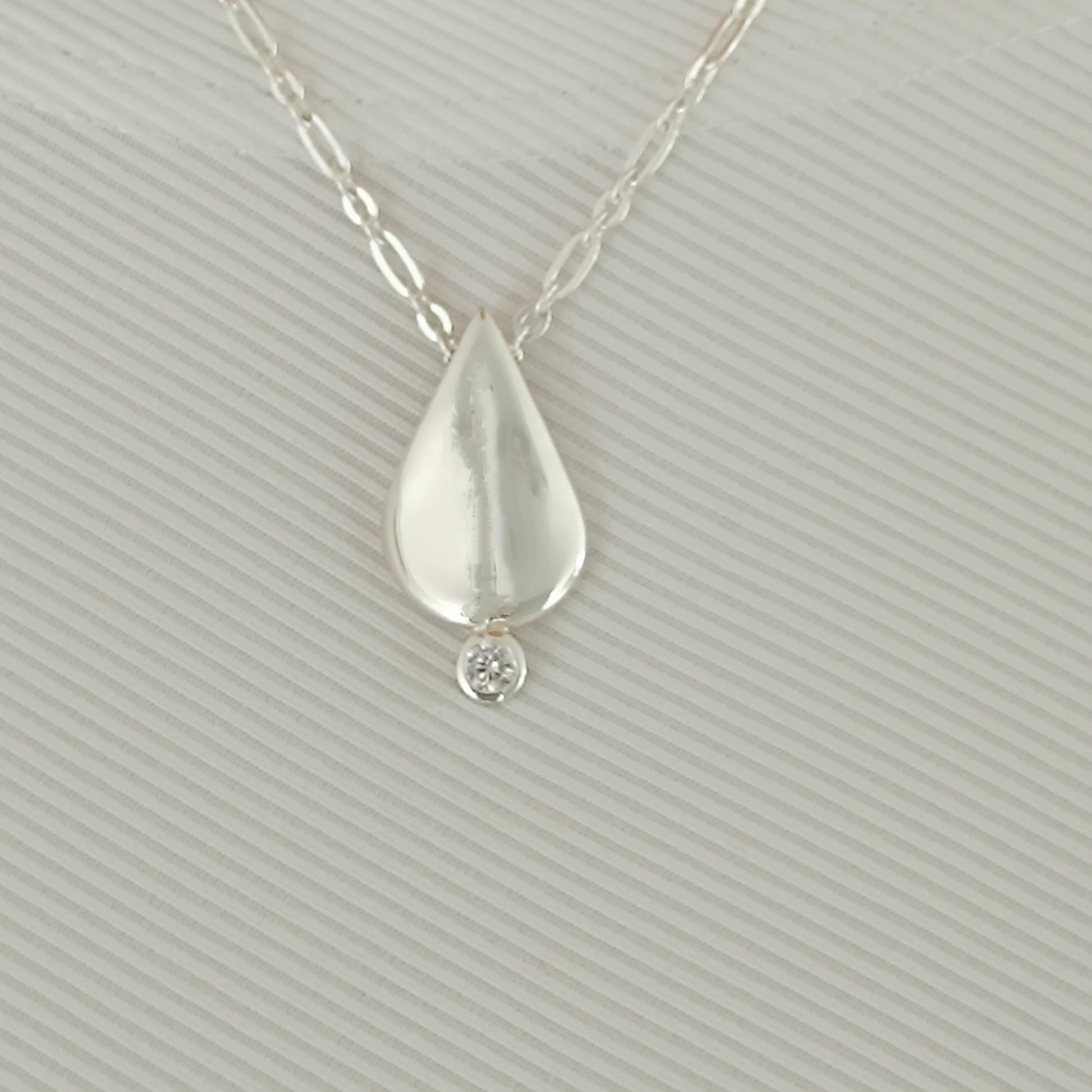 Teardrop Moissanite Necklace, Minimalist Pendant Silver AG950, Luxury Chain