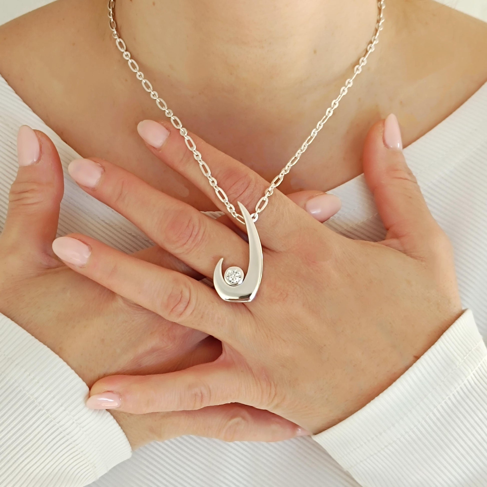 Silver neclace with moissanite and Sterling Silver 925 chain