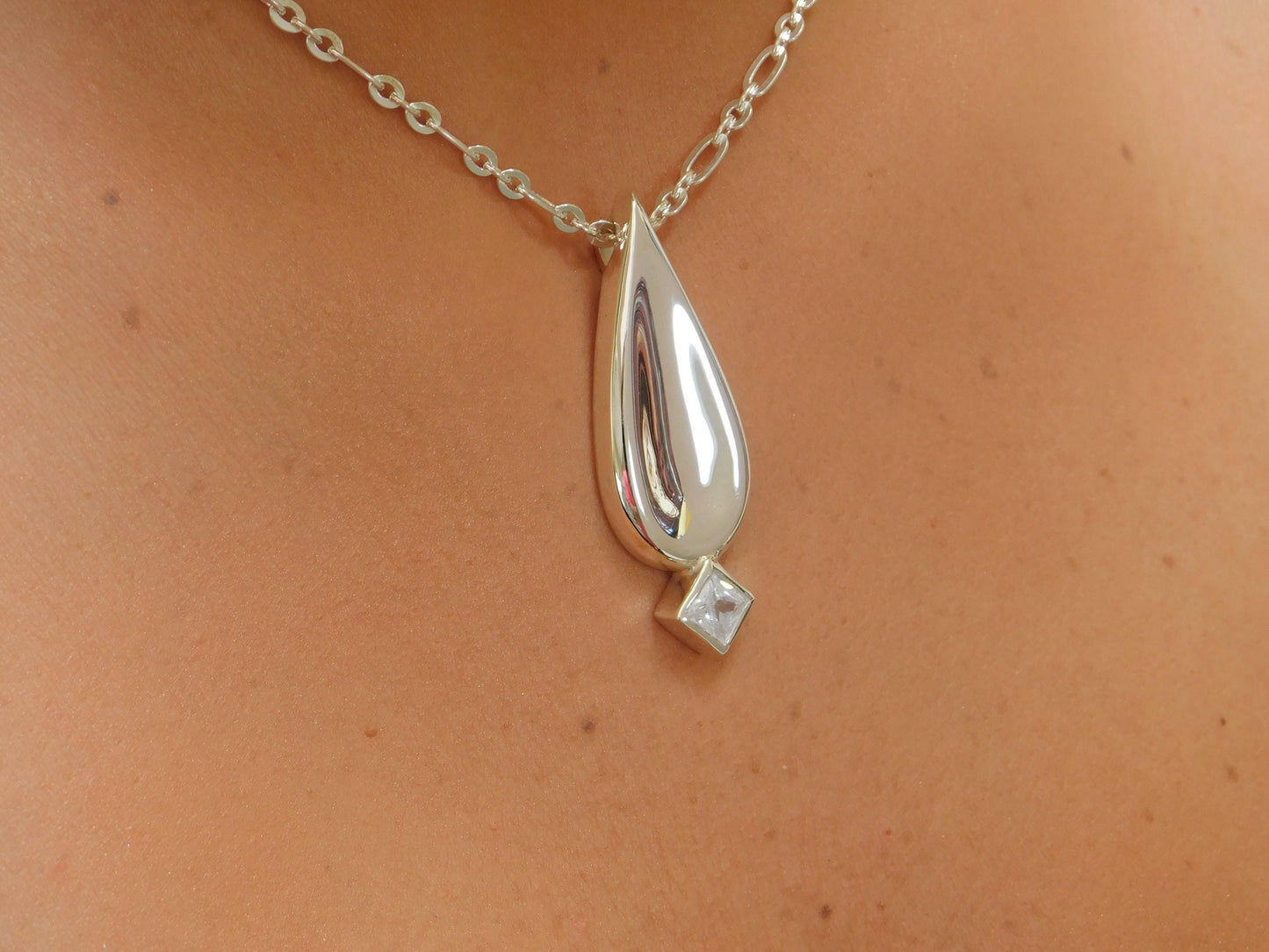 Drop Necklace, Princess cut Moissanite, Minimalist Pendant Silver AG950, Luxury Chain
