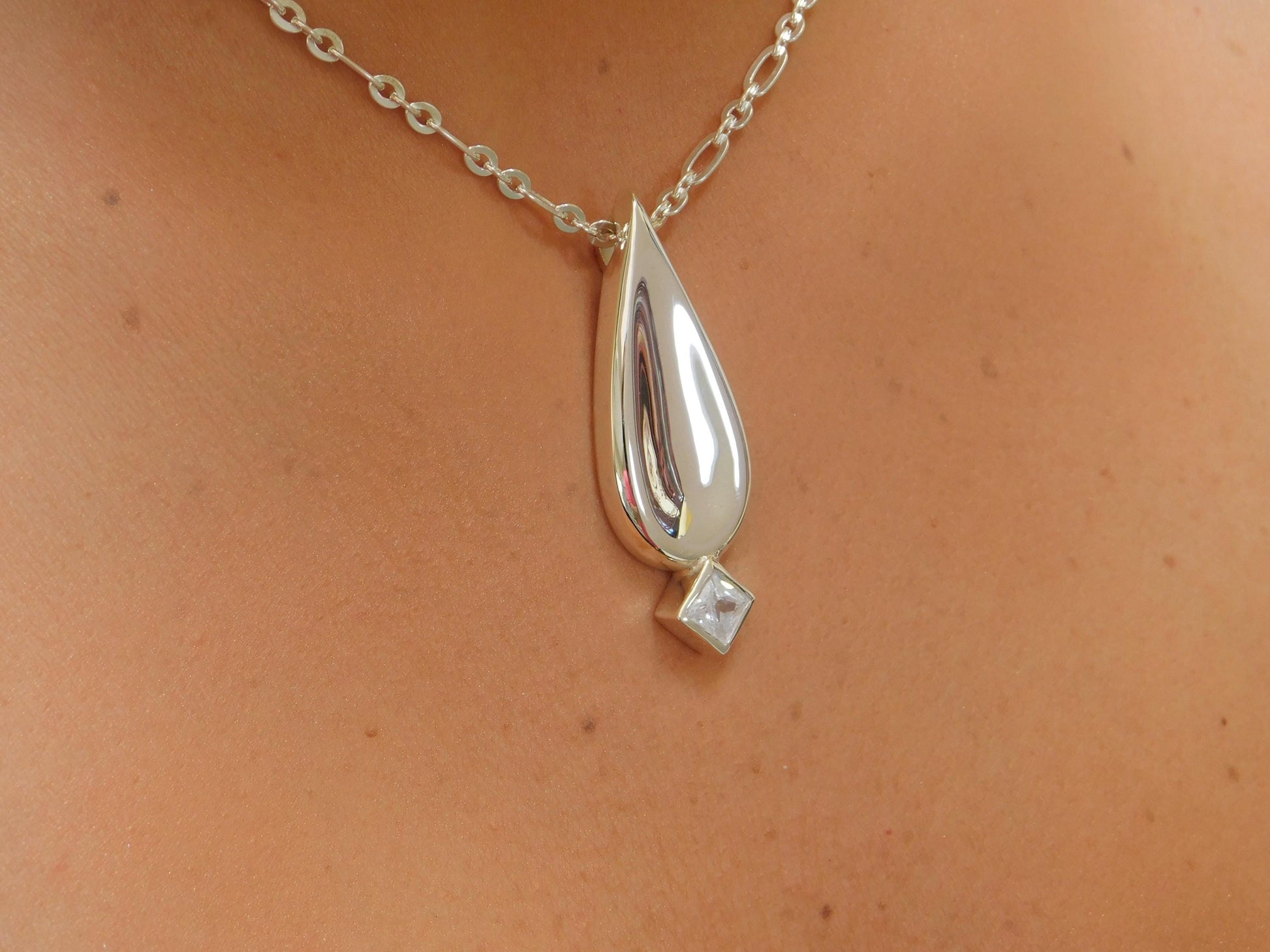 Drop Necklace, Princess cut Moissanite, Minimalist Pendant Silver AG950, Luxury Chain
