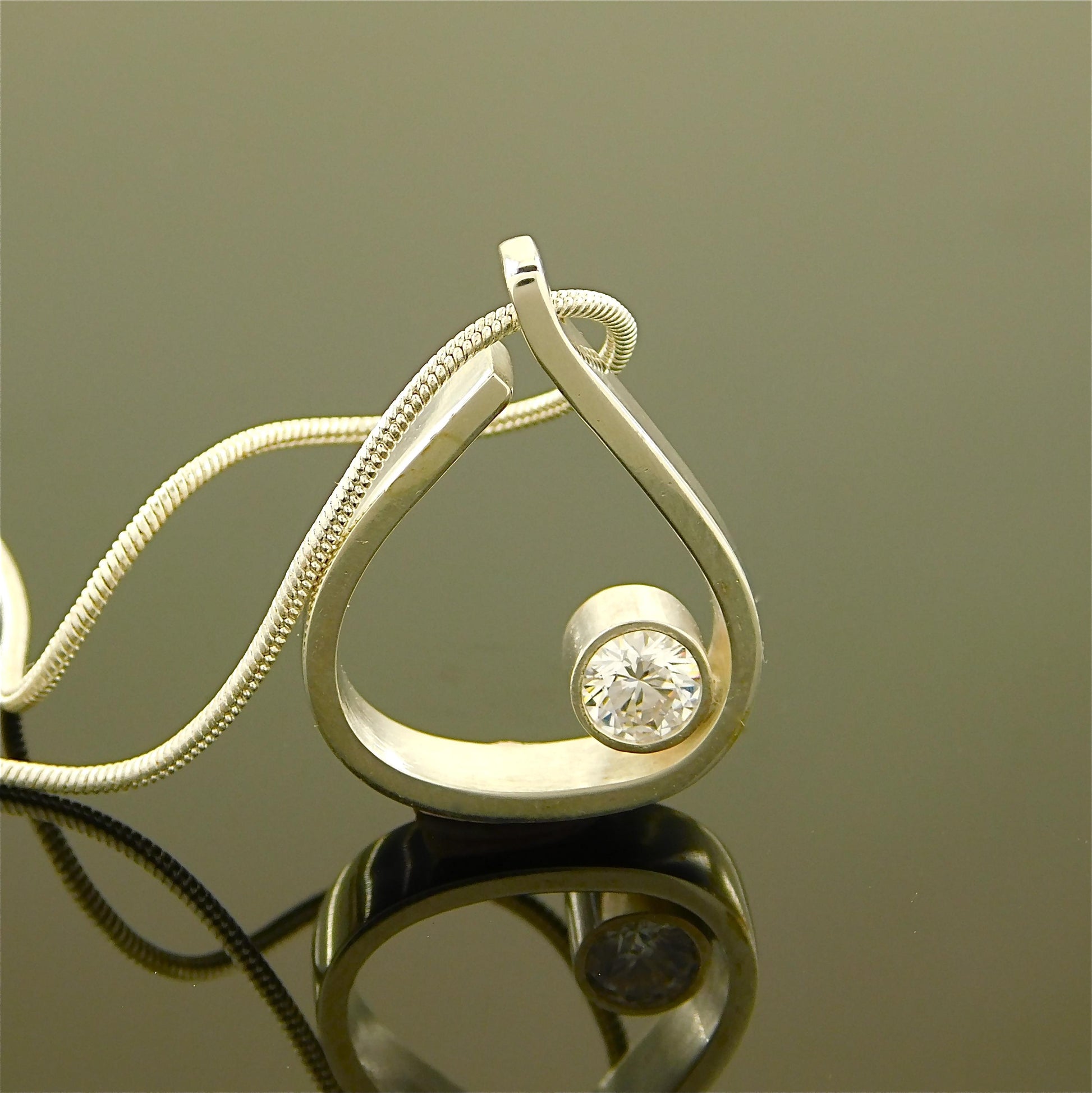 Necklace for Women: Silver AG 950 Pendant with moissanite and Sterling Silver 925 chain