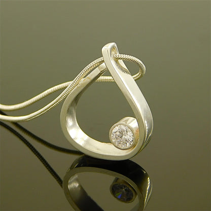 Necklace for Women: Silver AG 950 Pendant with moissanite and Sterling Silver 925 chain
