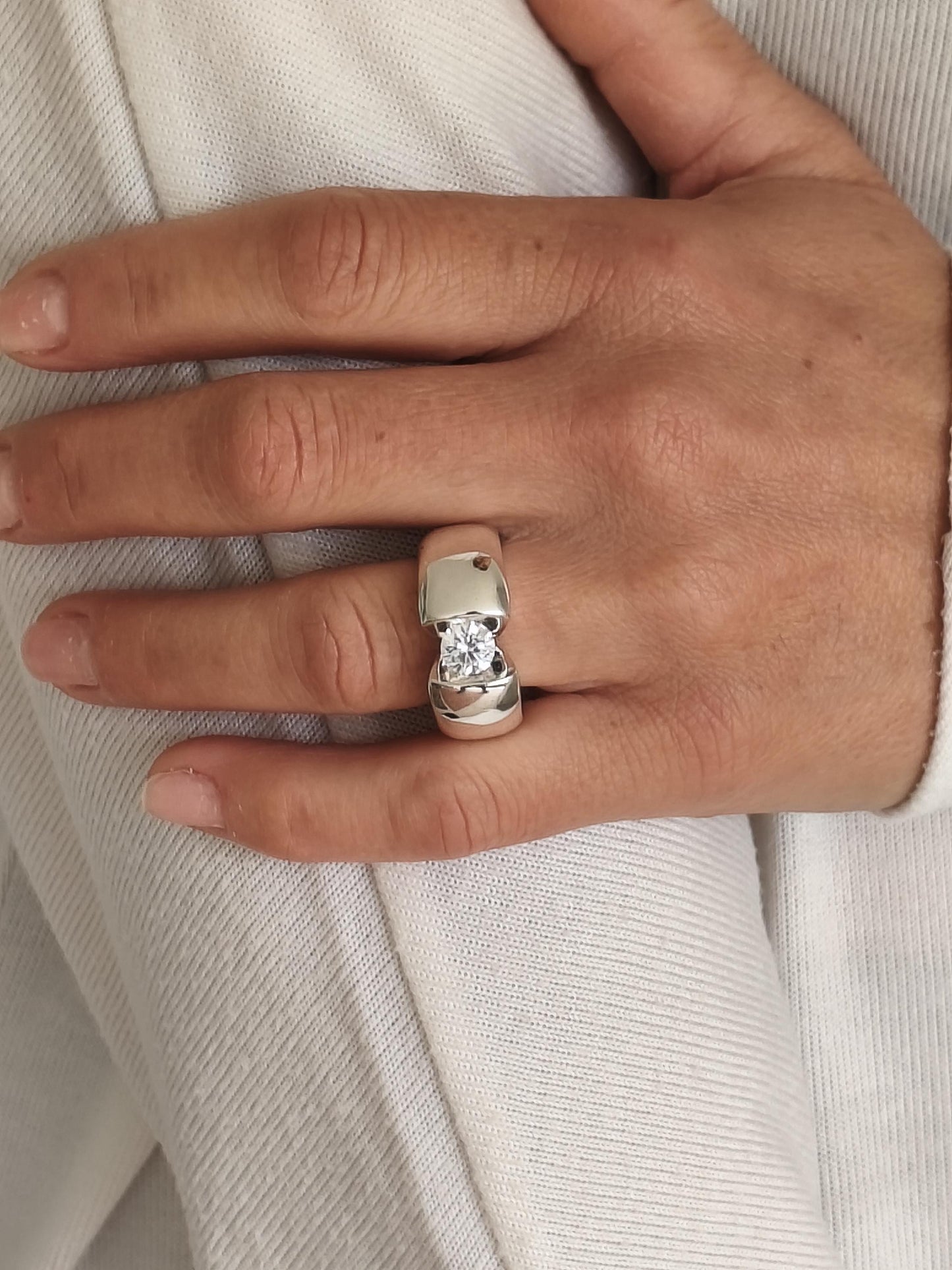 Engagement Ring Silver AG 950: Statement Ring for Women, Moissanite Solitaire, Tension Setting Jewelry